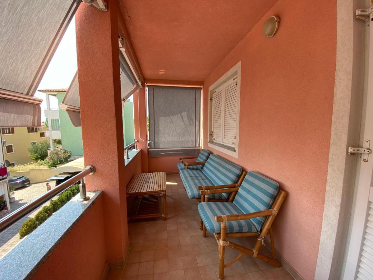 Molnar Apartment Premantura Exterior photo